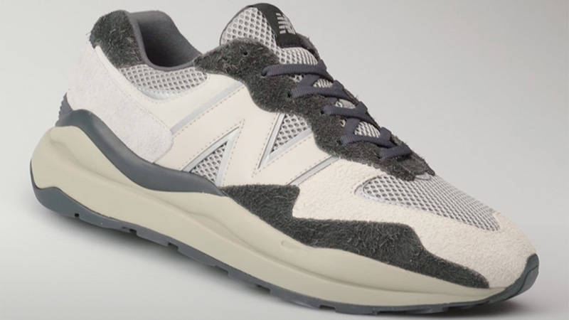 size x New Balance M5740 Grey side
