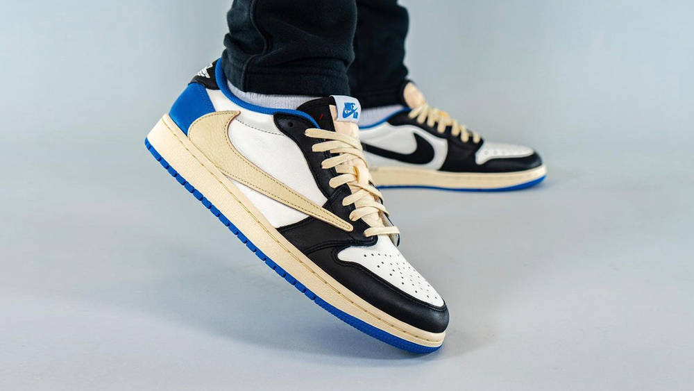 Image via yankeekicks Travis Scott x fragment design x Air Jordan 1 Low