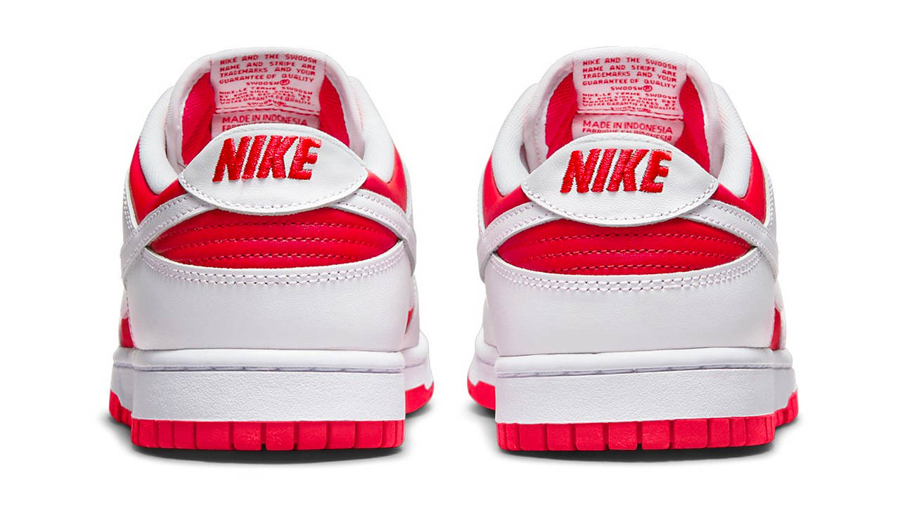Nike Dunk Low "University Red"