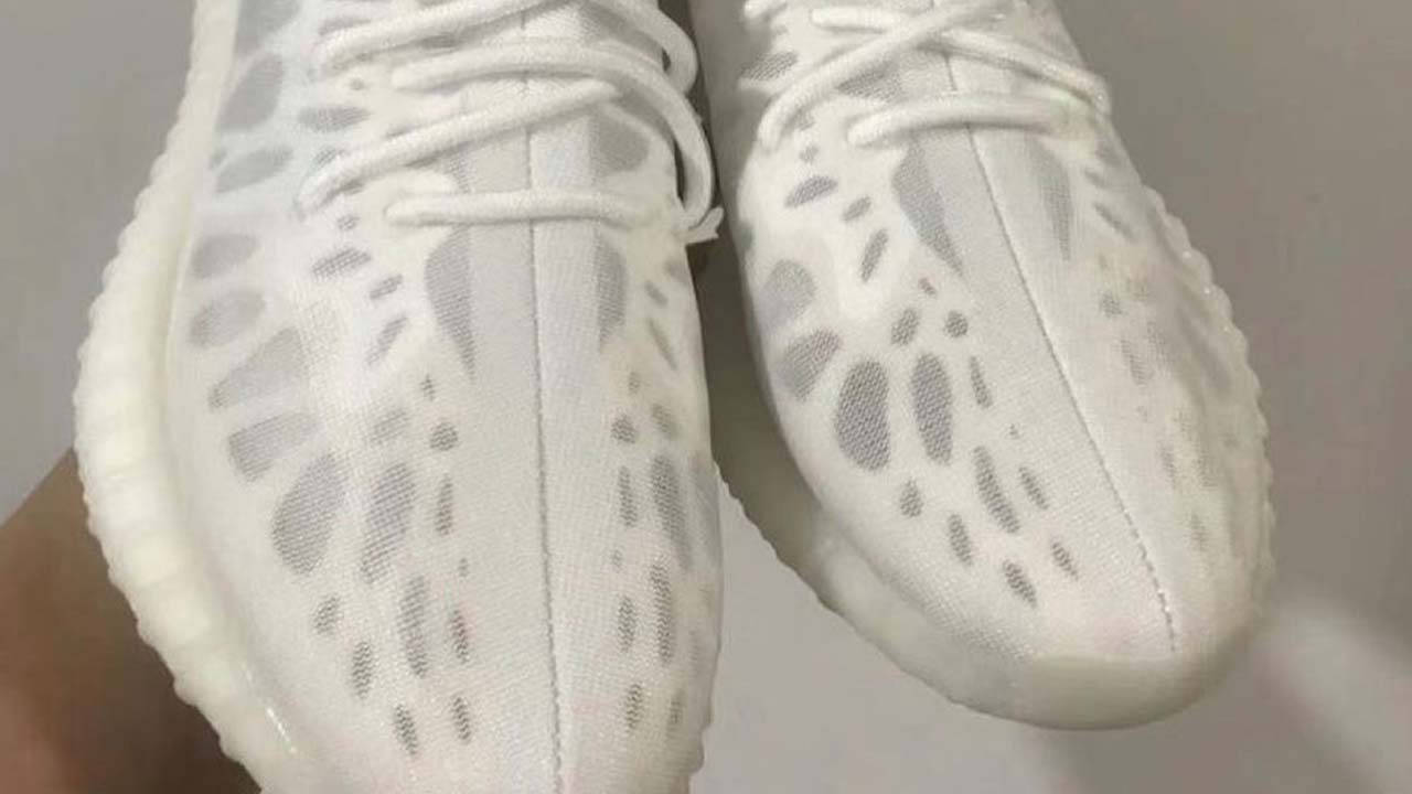Yeezy Boost 350 V2 "Mono White"