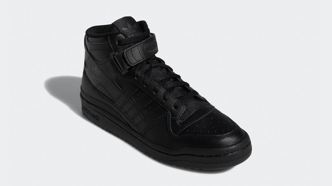adidas forum mid all black