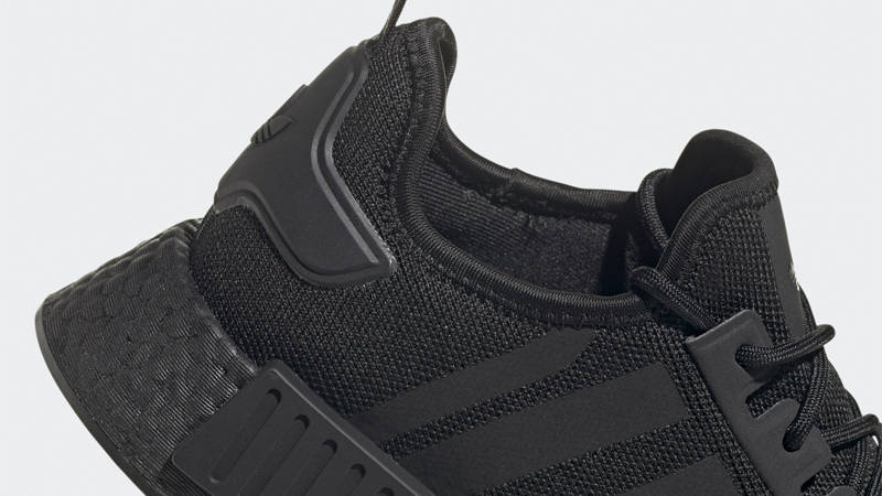 Nmd adidas triple black hotsell