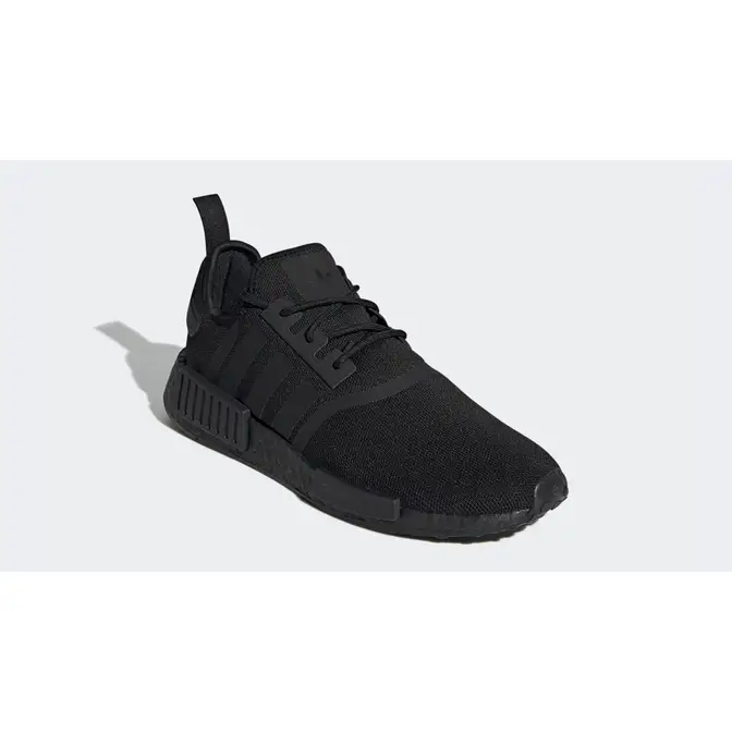 Nmd ri triple black hotsell