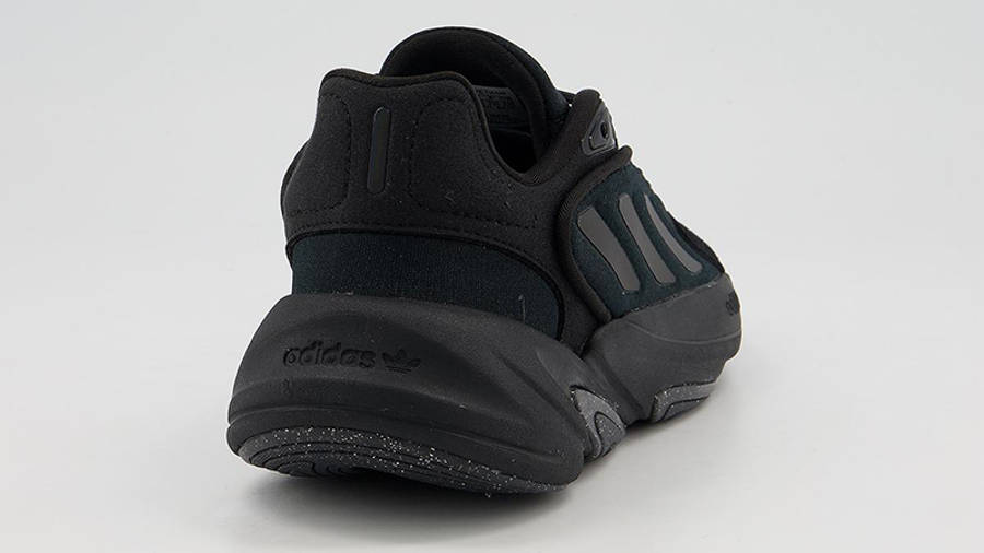 Adidas Women's Ozelia Core Black/Carbon - H04268 | Sneaker District