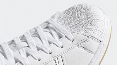 adidas Superstar Cloud White Closeup