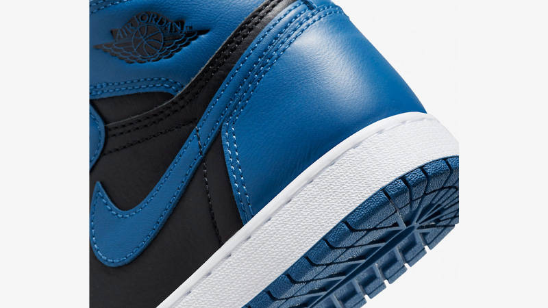 Air Jordan 1 High Dark Marina Blue Closeup