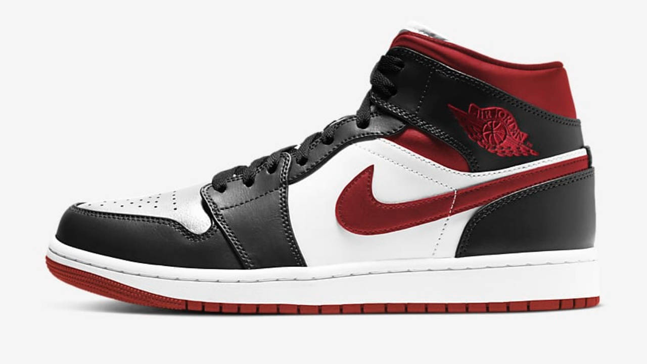 air-jordan-1-mid-shoe-N1GfGx