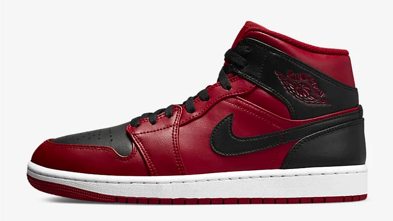 You Can Still Cop The Sole Supplier Team's Favourite Summer Air Jordan 1s!