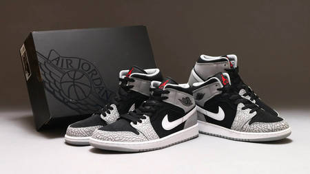 You Can Still Cop The Sole Supplier Team's Favourite Summer Air Jordan 1s!