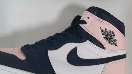 Michael Jordan's Love of Chewing Gum Inspires the Air Jordan 1 High OG "Atmosphere" Michael Jordan's Love of Chewing Gum Inspires the Air Jordan 1 High OG "Atmosphere"