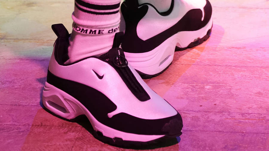 COMME des GARCONS HOMME PLUS x Nike Air Sunder Max White Black on Foot