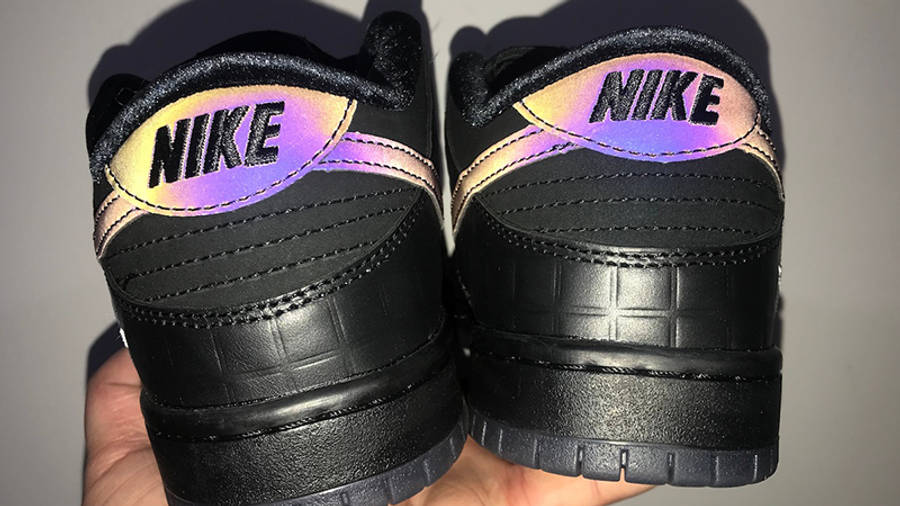 nike sb dunk low first avenue