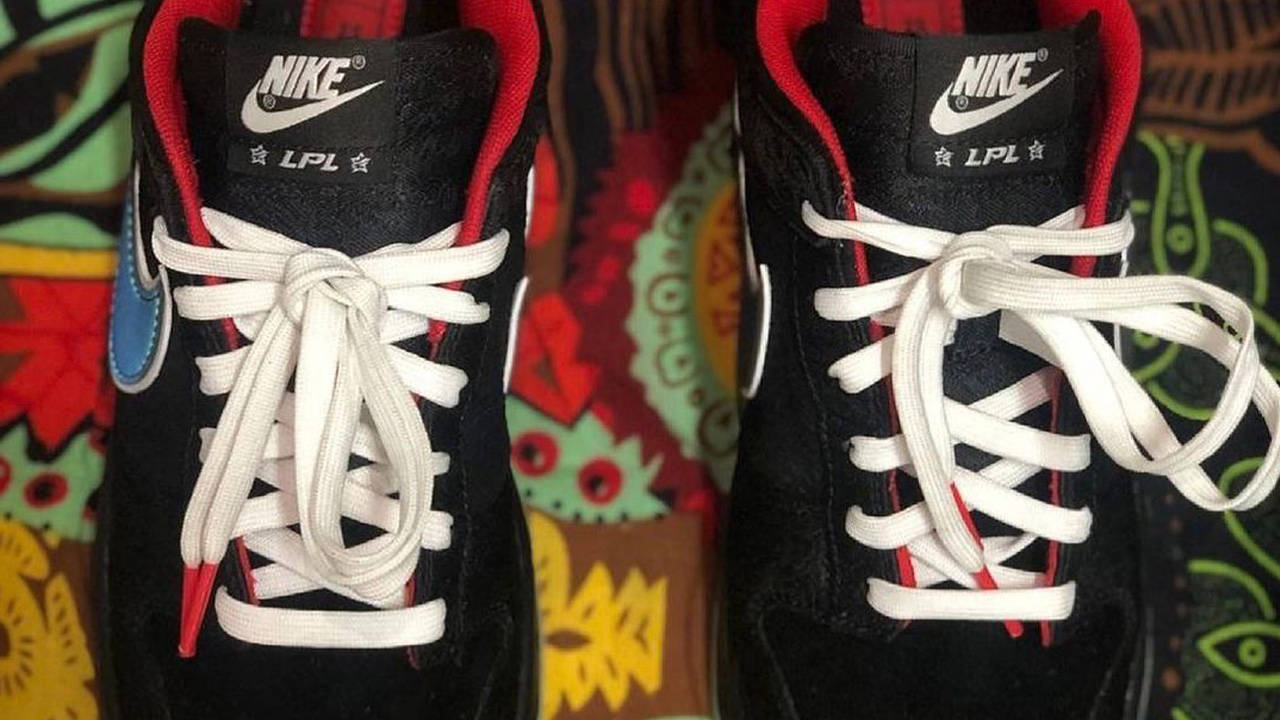 Nike Dunk Low "League Of Legends"