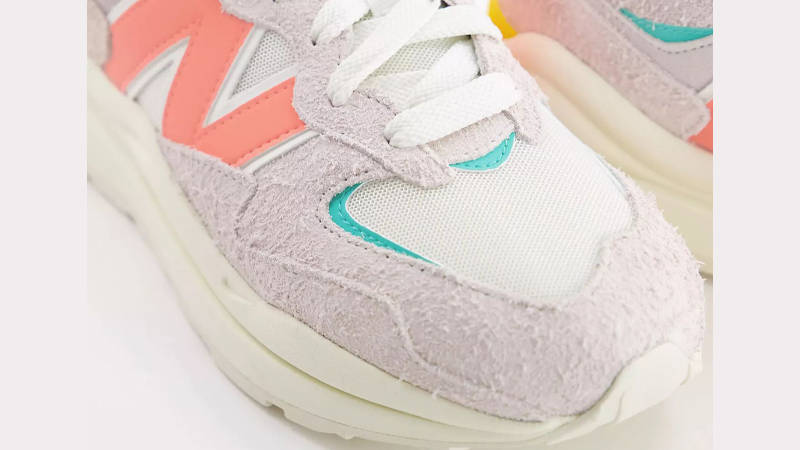 New Balance 5740 Coral Closeup