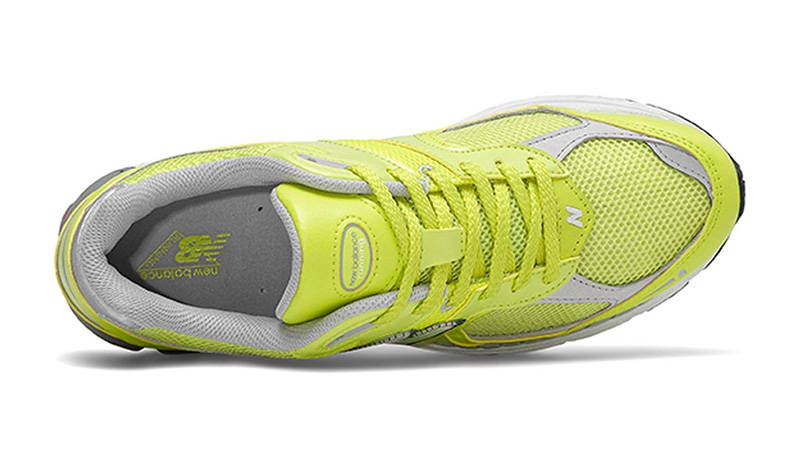 New Balance M2002 Volt middle