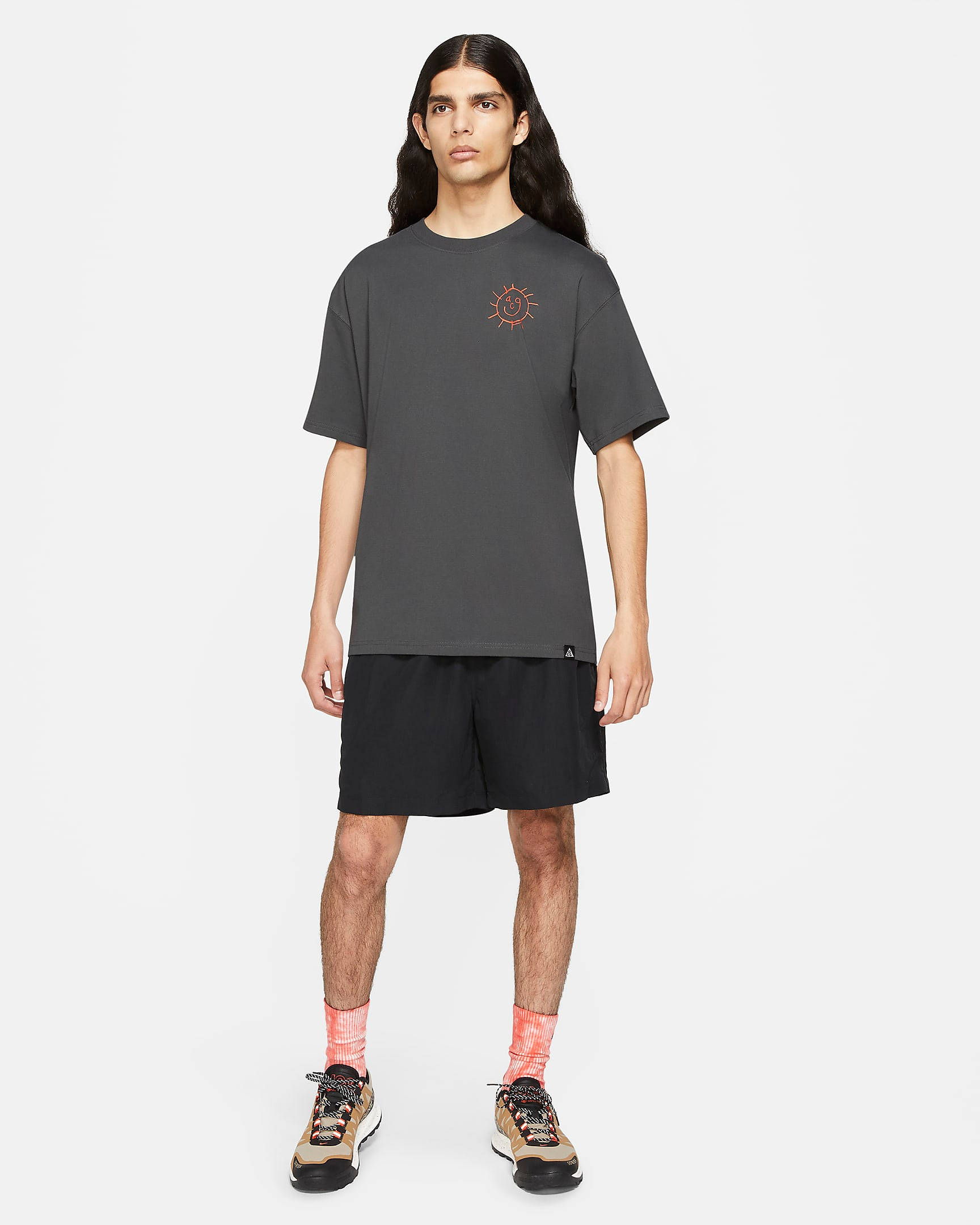 nike acg sunshine tee