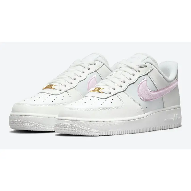 Air force 1 hot sale chenille swoosh white