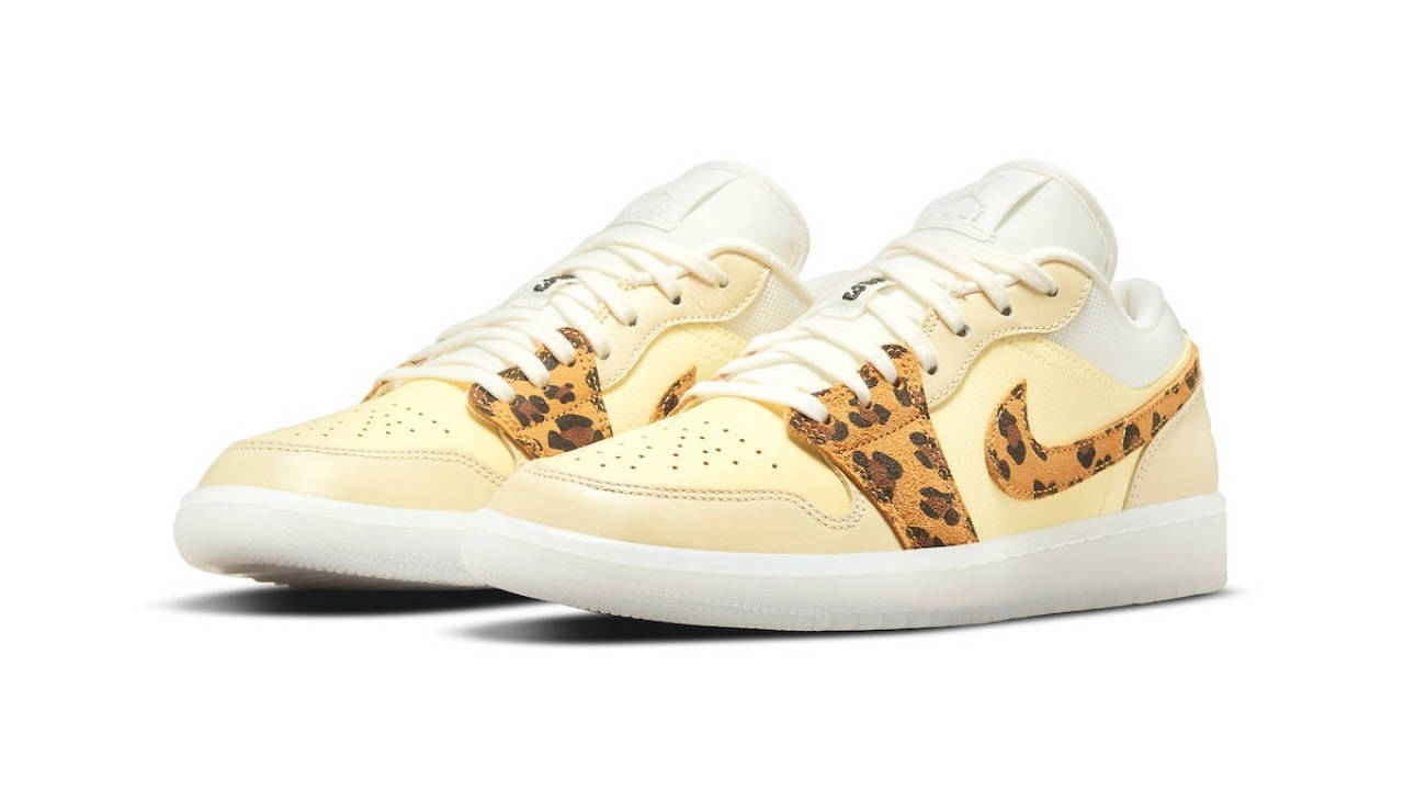 travis scott undefeated dunks