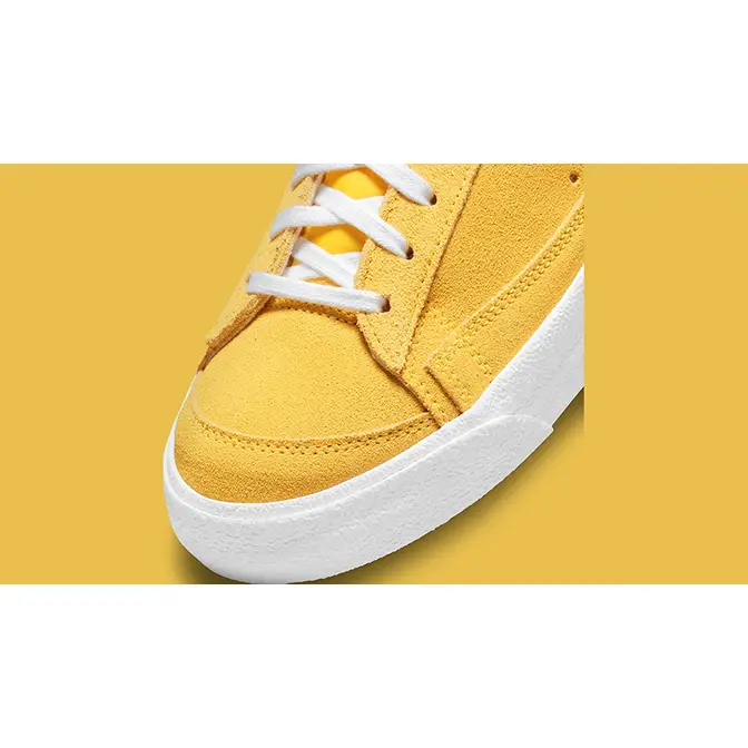 Nike blazer low mens yellow on sale