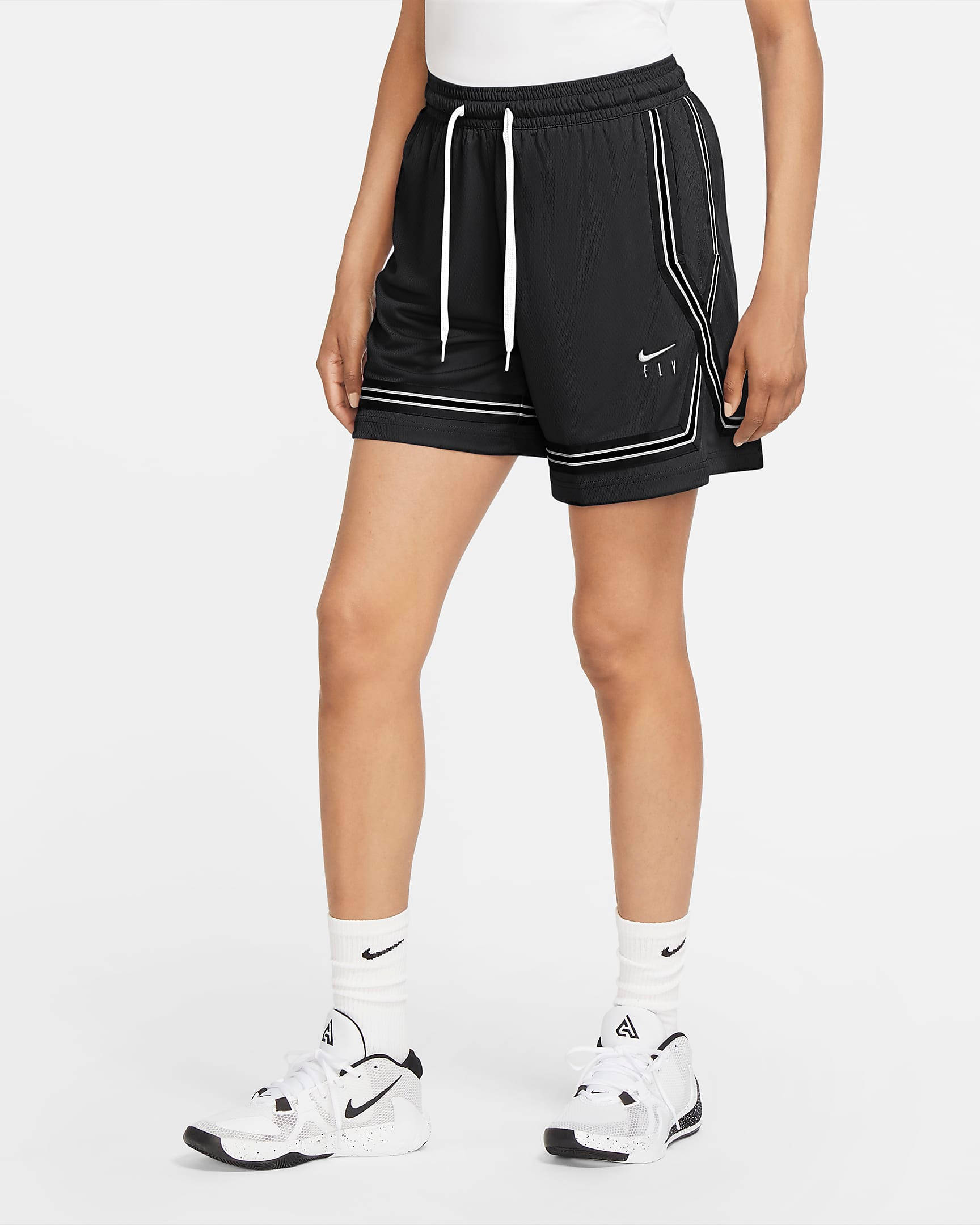 nike basketball fly essential logo shorts in black