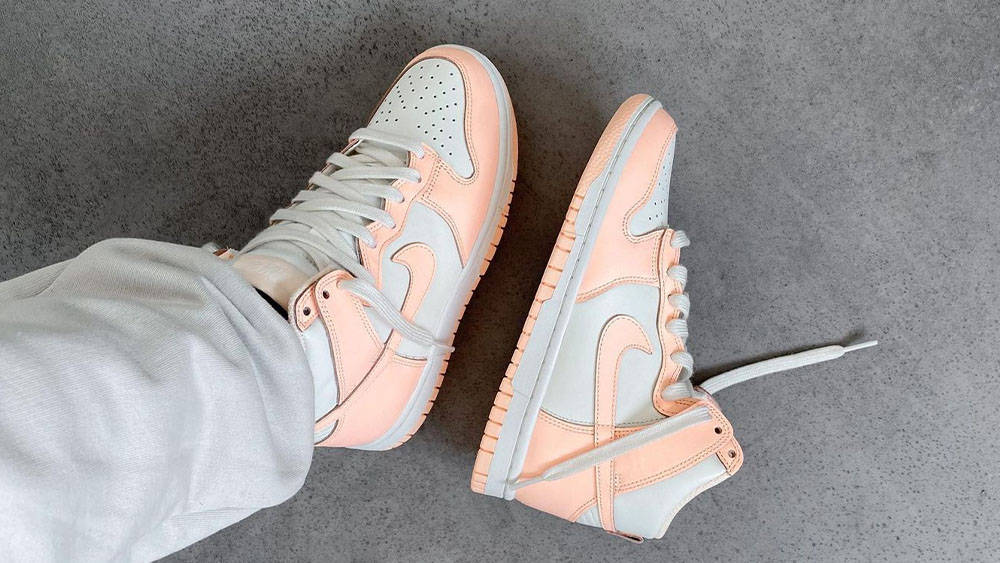 Nike Dunk High Crimson Tint evitanicole Nike Dunk High Crimson Tint evitanicole