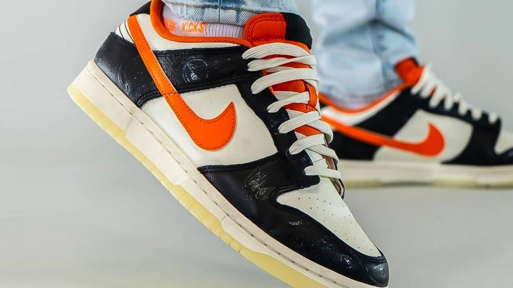 Image via yankeekicks nike dunk low halloween 1