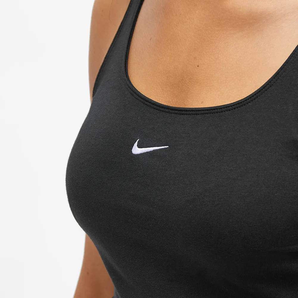 Nike Essentials Sleeveless Tank Black closeup