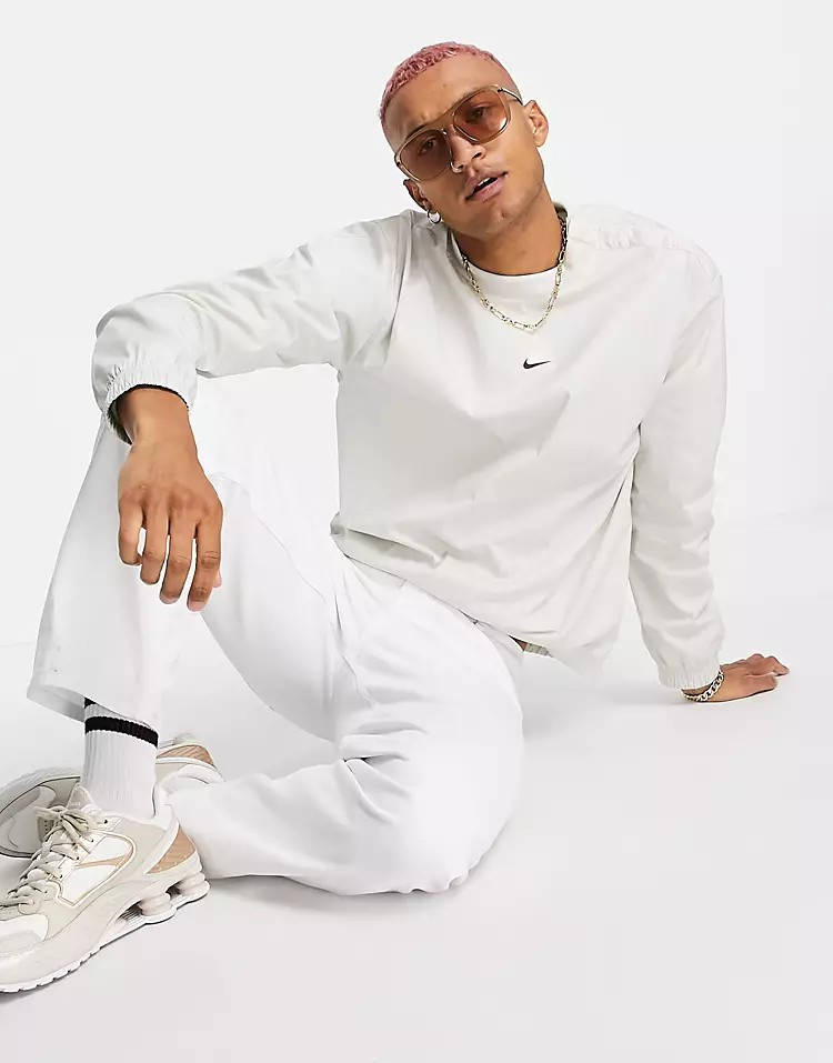 nike woven sweatshirt