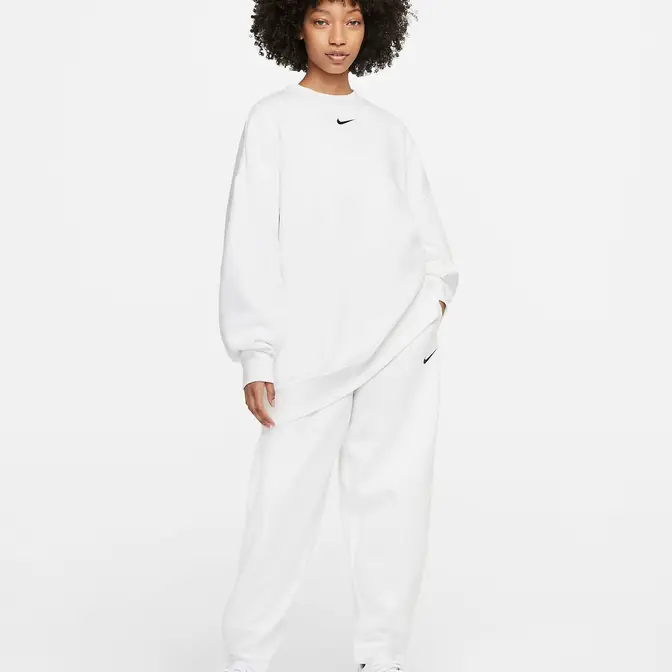 Nike Sportswear Collection Essentials Fleece Curve Trousers | Where To ...