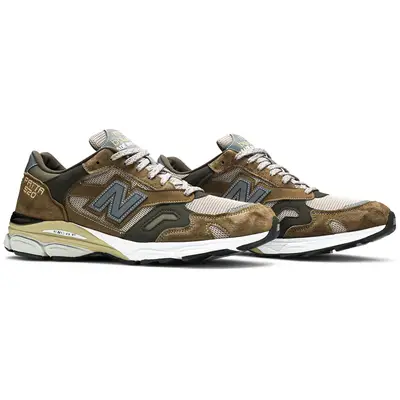 Patta x product eng 15842 Mens shoes sneakers New Balance Brown front
