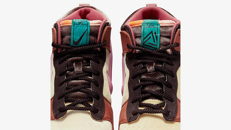 Social Status x Nike Dunk Mid Canvas Burnt Brown Detail