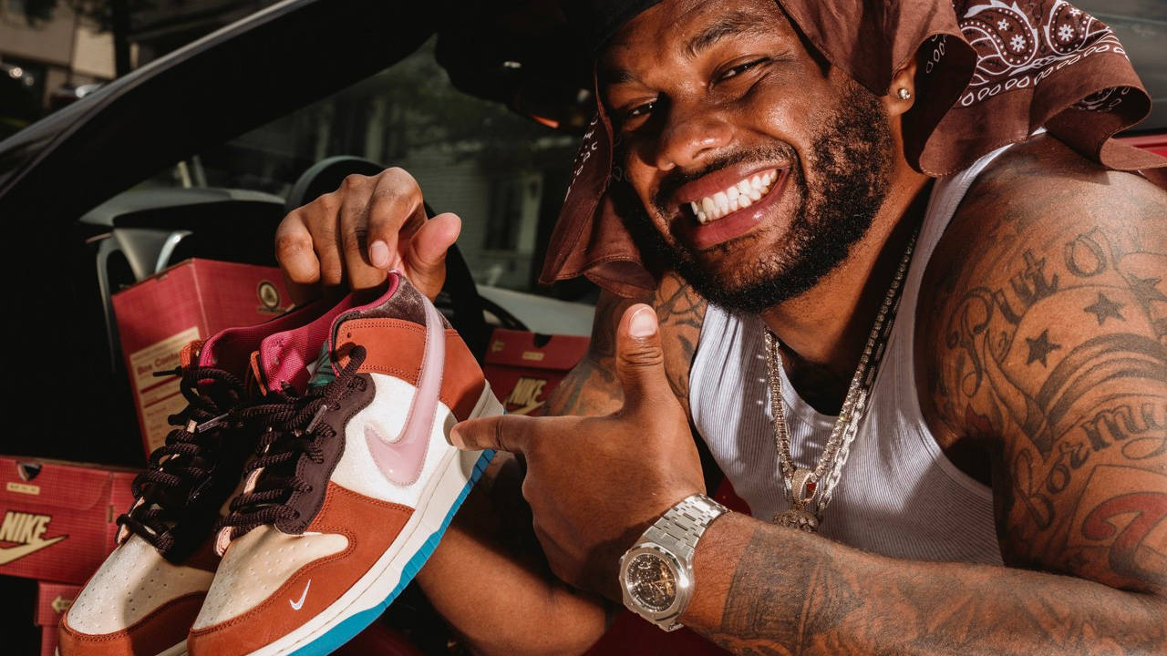 Tuck Into the Social Status x Nike Dunk Mid "Free Lunch" Collection