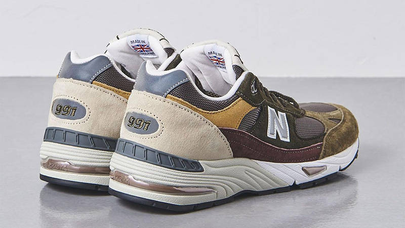 United Arrows x New Balance 991 Green Camo back