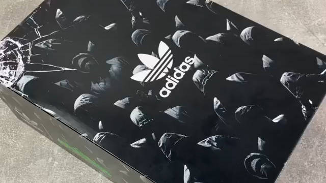 YOUTH OF PARIS x adidas Campus 80