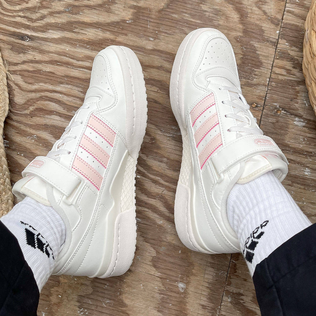 adidas forum low white pink product focused