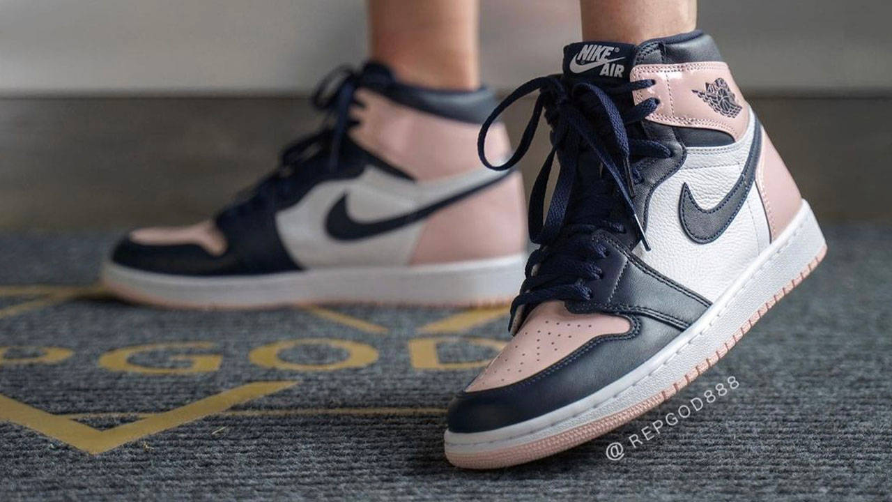 Air Jordan 1 High OG "Atmosphere"