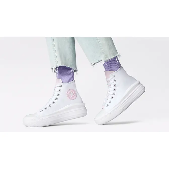 Light pink chuck on sale taylors