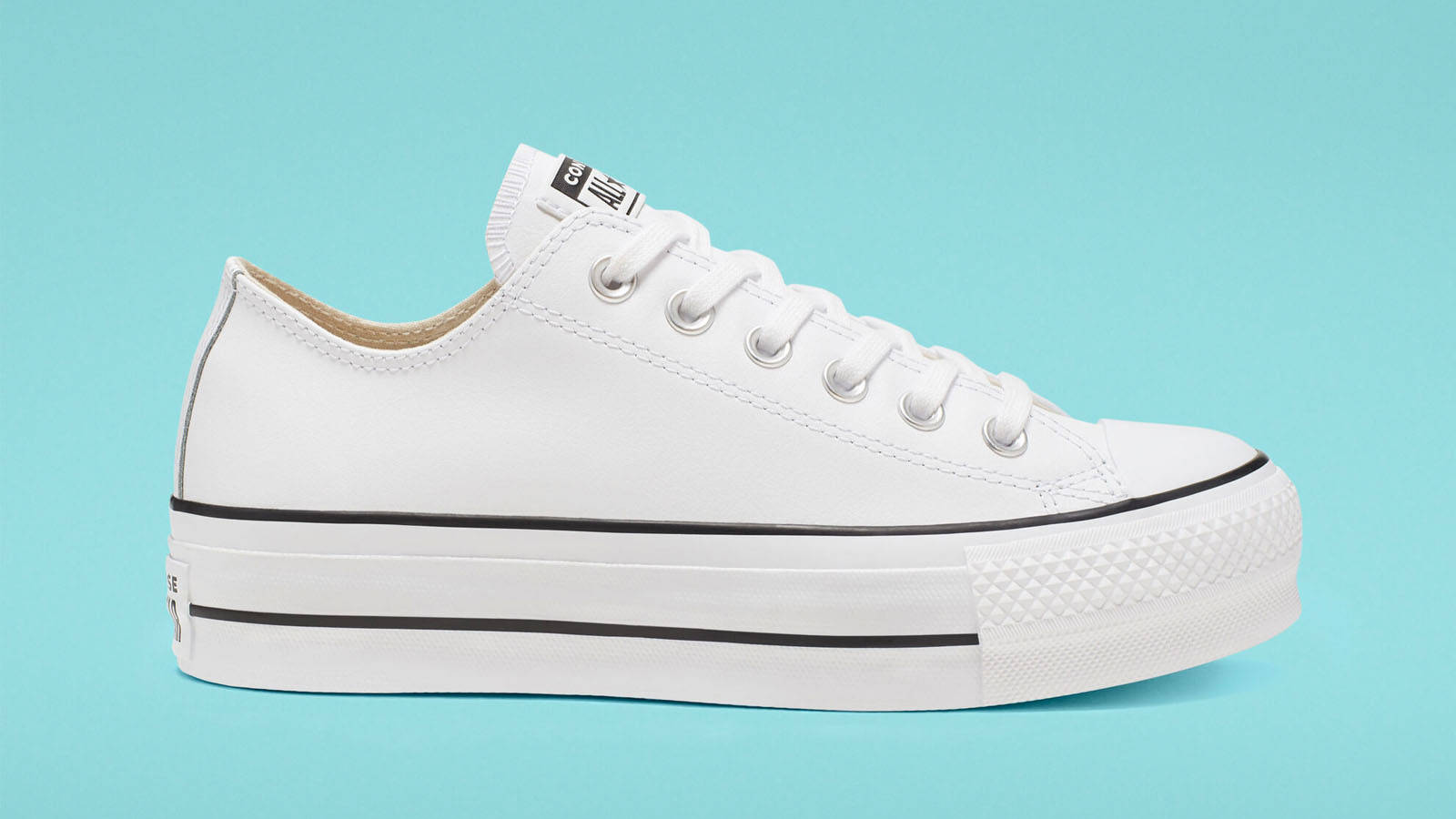 Converse low top white listicle