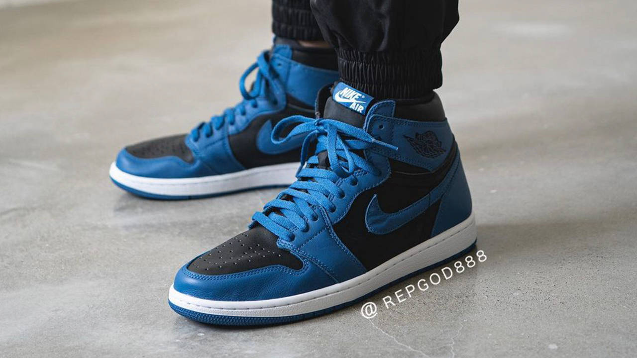 Air Jordan 1 Retro High OG "Dark Marina Blue"