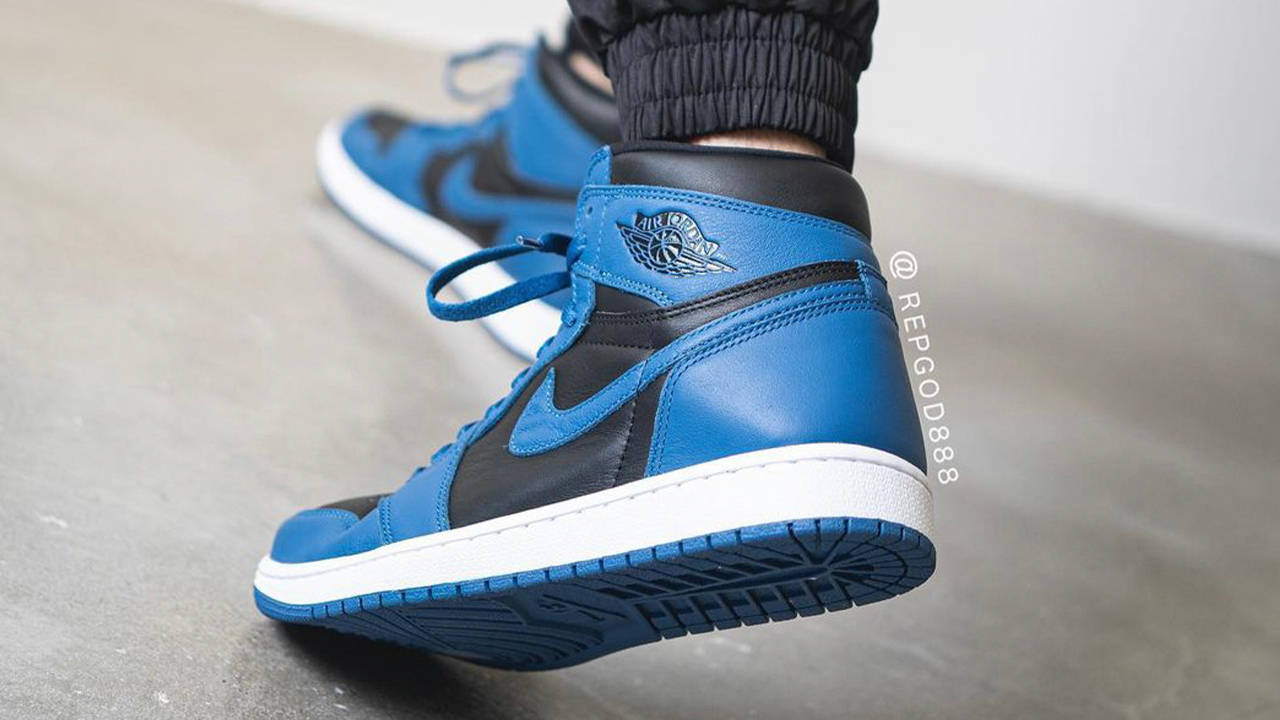 Air Jordan 1 Retro High OG "Dark Marina Blue"
