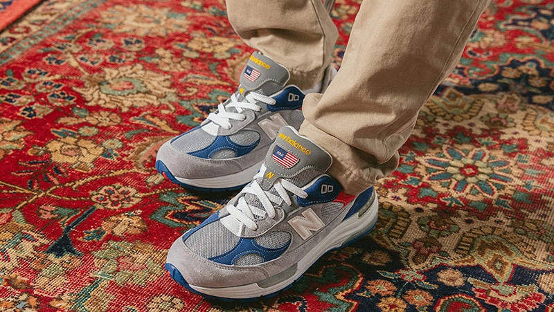 DTLR x New Balance 992 Varsity on foot