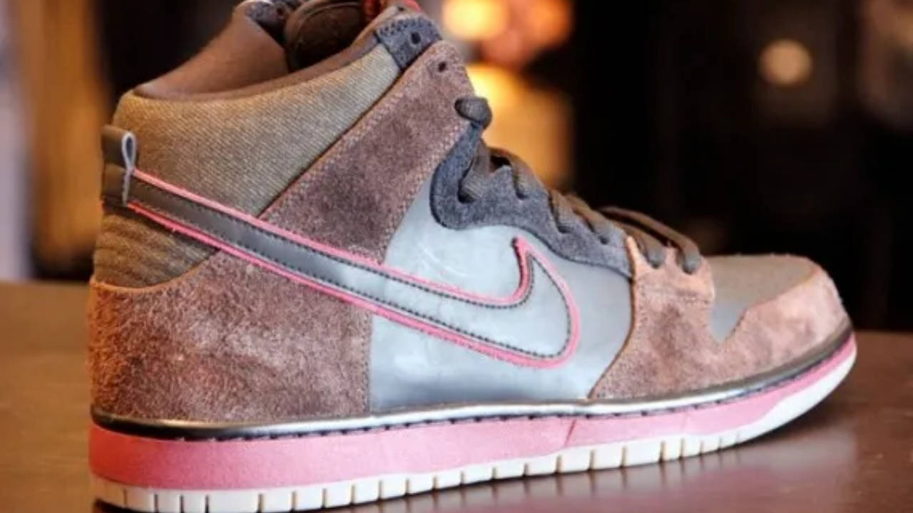 dunk high sb reign in blood