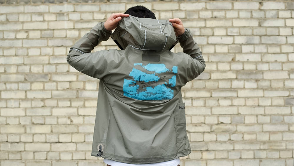 Image via The Sole Supplier This Nike iSPA Lightweight Packable Jacket Pairs Both Function and Style