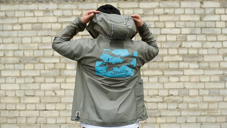 This Nike iSPA Lightweight Packable Jacket Pairs Both Function and Style