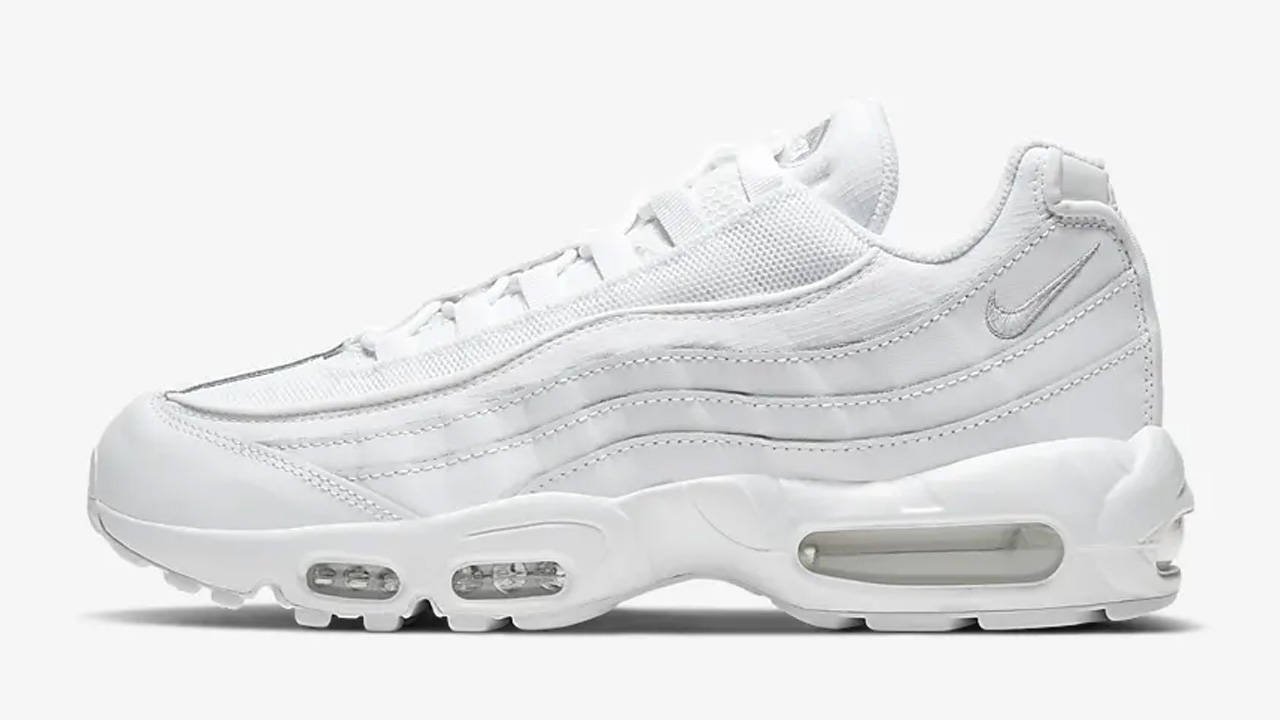 Attention All Students: Head Back to School in Style With Nike's Epic Extra 25% Off Code!