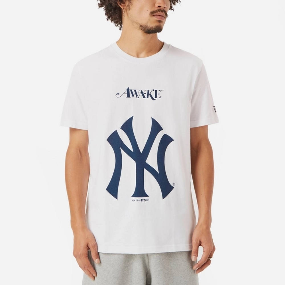 New Era x Awake NY MLB Dueling T-Shirt - White | The Sole Supplier