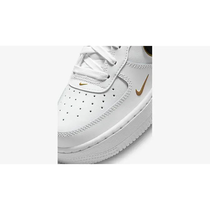 Nike Air Force 1 LV8 White & Metallic Gold, DM3322-100