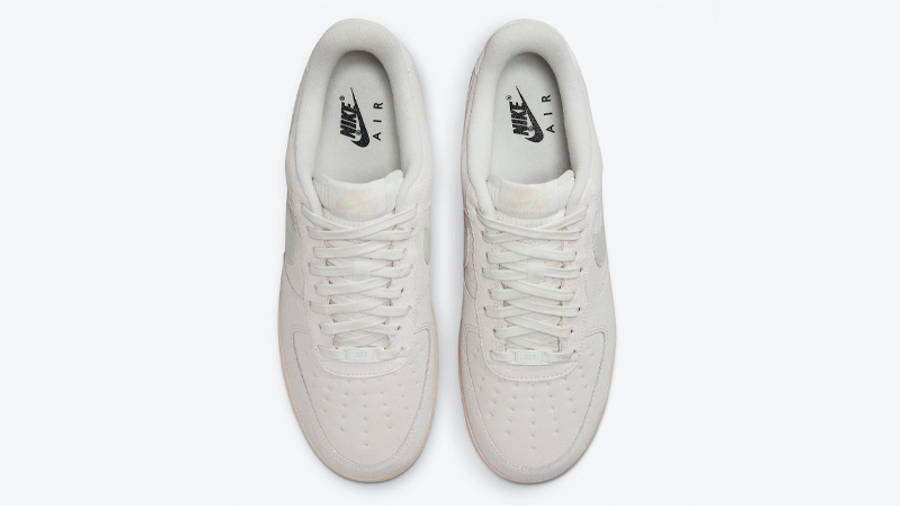 Nike Air Force 1 Low Summit White Suede Middle