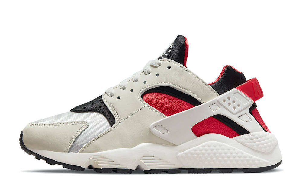 huarache shoes red and black