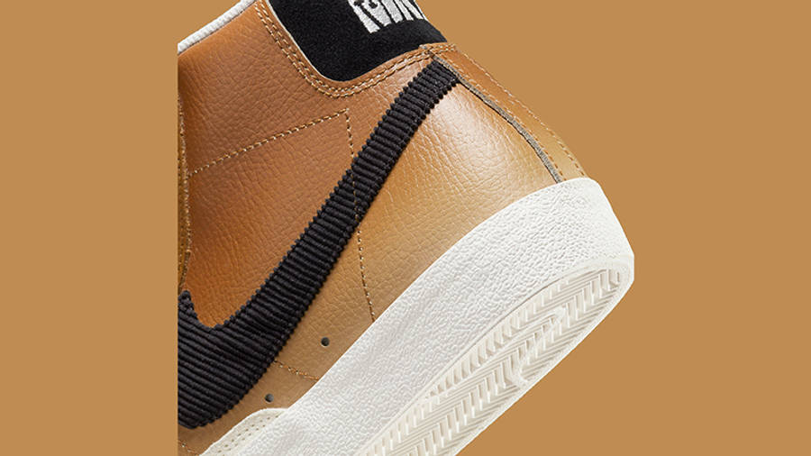Nike Blazer Mid 77 Mushroom DO6683-200 Detail